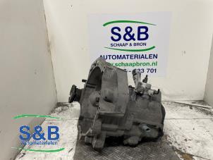 Getriebe van een Volkswagen Polo IV (9N1/2/3) 1.2 12V 2007