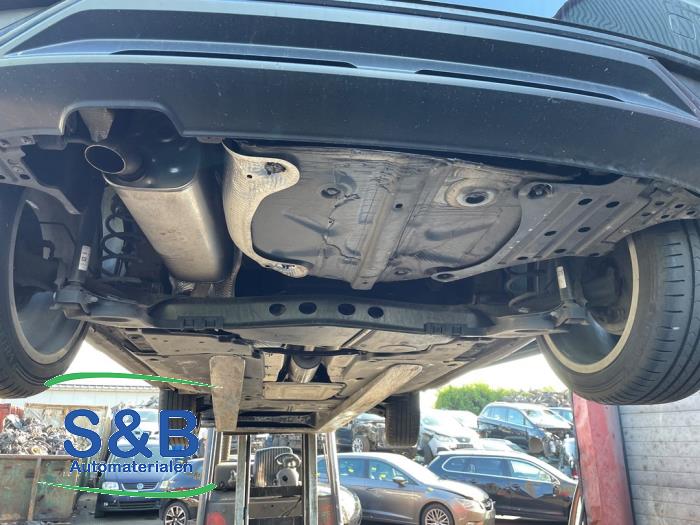 Gebrauchte Hinterachse Vorderradantrieb Audi A1 Sportback (GBA) 1.0 25 TFSI 12V Preis € 199,00 Margenregelung angeboten von Schaap & Bron