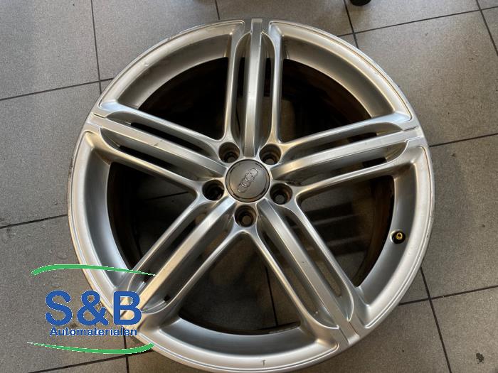 Używane Obrecz Audi A6 (C7) 2.0 T FSI 16V Quattro Cena € 85,00 Procedura marży oferowane przez Schaap & Bron