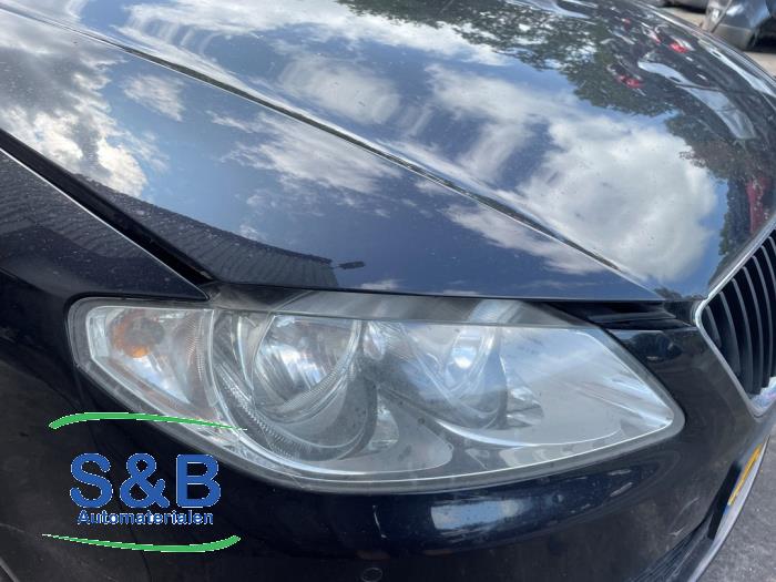 Używane Reflektor prawy Seat Exeo ST (3R5) 1.8 TSI 16V Cena € 119,00 Procedura marży oferowane przez Schaap & Bron