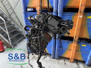 Engine from a Audi A4 Avant (B8) 2.0 TDI 143 16V 2012