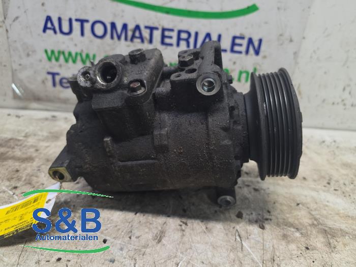 Używane Pompa klimatyzacji Volkswagen Transporter T5 2.0 TDI DRF Cena € 175,00 Procedura marży oferowane przez Schaap & Bron
