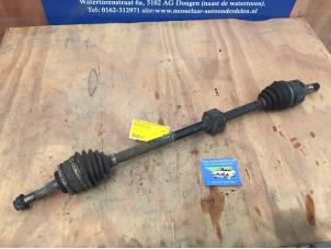 Used Front drive shaft, right Toyota Corolla (E12) 1.6 16V VVT-i Price € 35,00 Margin scheme offered by F. van den Mosselaar autodemontage