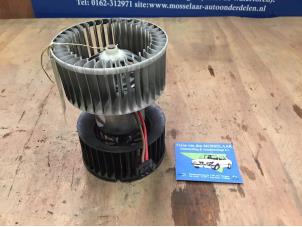 Usados Motor de ventilador de calefactor BMW 3 serie (E46/4) Precio € 25,00 Norma de margen ofrecido por F. van den Mosselaar autodemontage