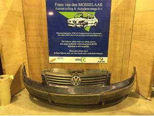 Używane Zderzak przedni Volkswagen Passat (3B2) 1.6 Cena € 50,00 Procedura marży oferowane przez F. van den Mosselaar autodemontage