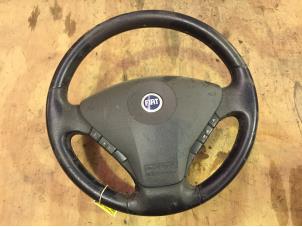 Used Steering wheel Fiat Stilo (192A/B) 1.6 16V Price € 50,00 Margin scheme offered by F. van den Mosselaar autodemontage