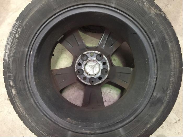 Felgen Set + Reifen Mercedes A 1.5 A-150 5-Drs. - 5X112 