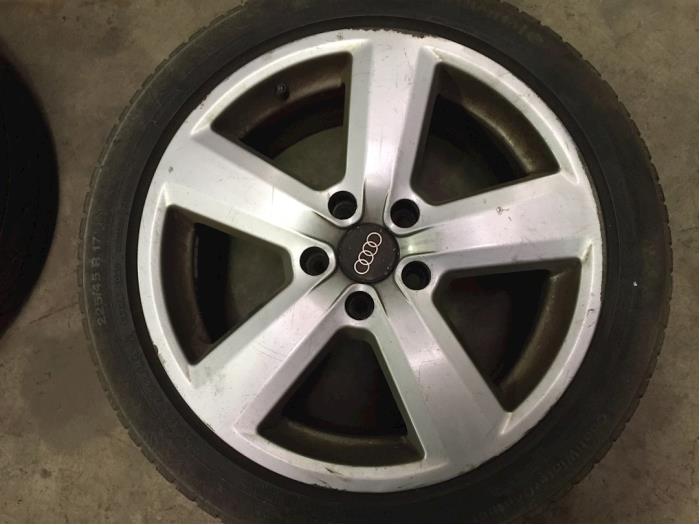Audi A3 Sets of wheels + tyres stock