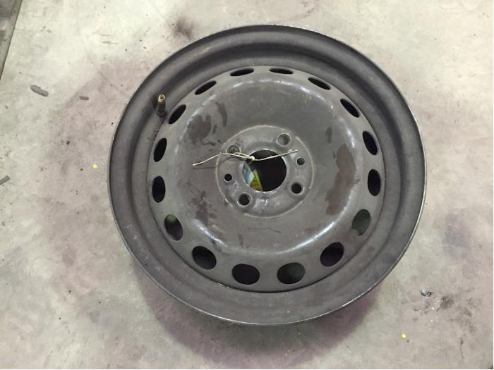 Gebrauchte Felge Fiat Punto II (188) Preis € 20,00 Margenregelung angeboten von F. van den Mosselaar autodemontage
