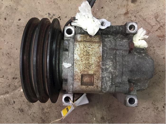 Usagé Compresseur de clim Mazda 626 (GW19) 2.0 DiTD 16V Prix € 75,00 Règlement à la marge proposé par F. van den Mosselaar autodemontage