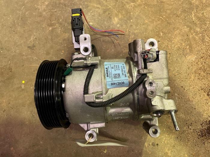 Bomba de aire acondicionado de un Honda Civic (FK6/7/8/9) 1.0i VTEC Turbo 12V 2018