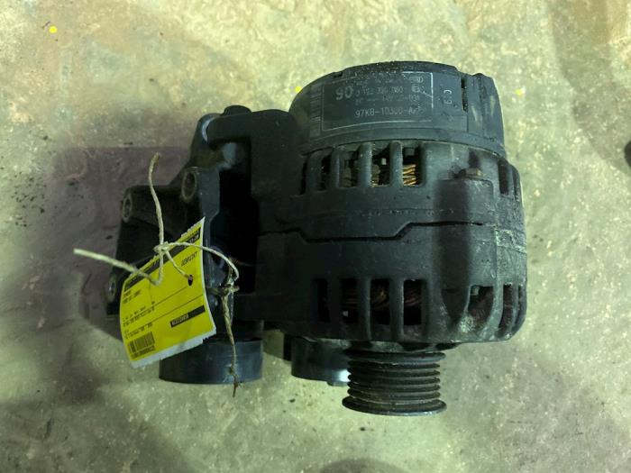 Begagnade Dynamo Ford Ka I 1.3i (96 EEC) Pris € 25,00 Marginaltabell erbjuds av F. van den Mosselaar autodemontage