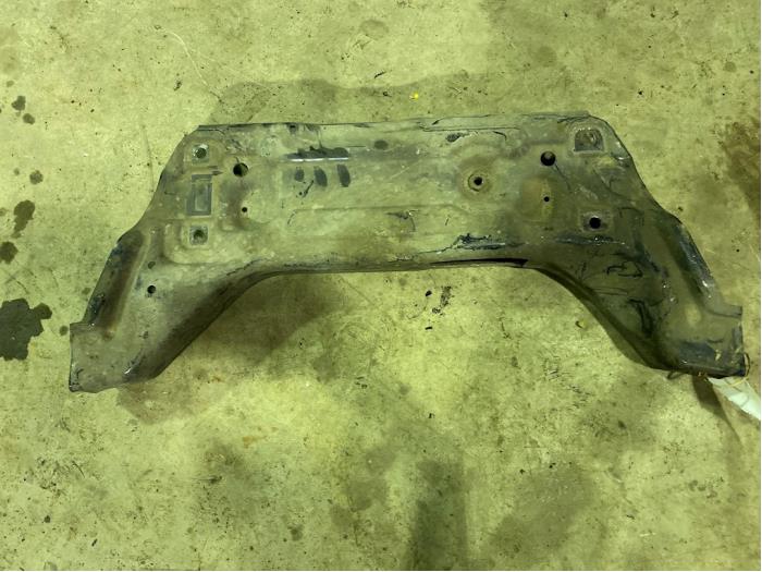 Used Subframe Volkswagen Polo IV (9N1/2/3) Price € 50,00 Margin scheme offered by F. van den Mosselaar autodemontage