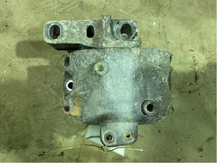 Used Engine mount Seat Leon (1M1) 1.8 20V Turbo Price € 15,00 Margin scheme offered by F. van den Mosselaar autodemontage