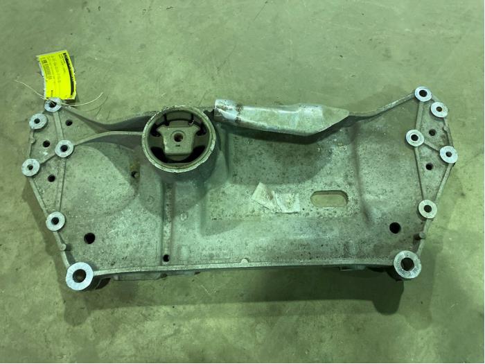 Usados Subchasis Seat Leon (1P1) 1.9 TDI 105 Precio € 50,00 Norma de margen ofrecido por F. van den Mosselaar autodemontage