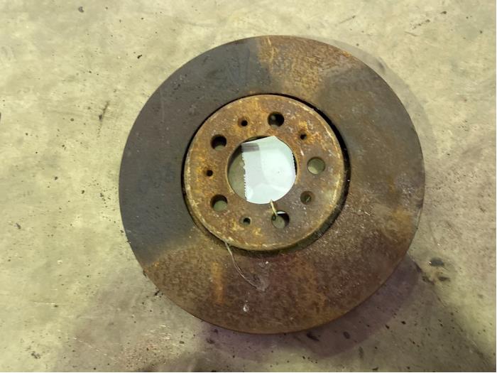 Front brake disc from a Audi A3 (8L1)  2000
