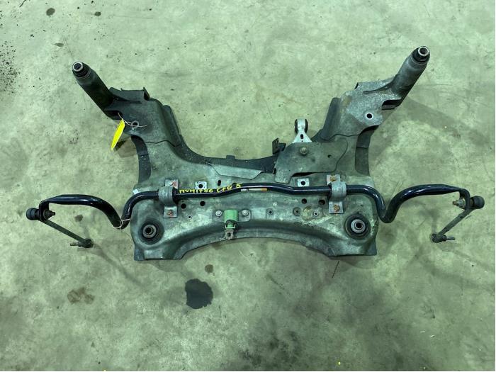 Begagnade Underram Renault Megane III Grandtour (KZ) 2.0 16V TCe 180 Pris € 50,00 Marginaltabell erbjuds av F. van den Mosselaar autodemontage