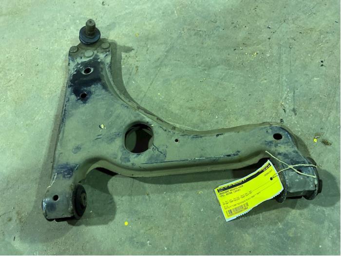 Front wishbone, right from a Opel Astra H (L48)  2010