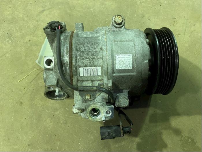 Usagé Compresseur de clim Volkswagen Polo IV (9N1/2/3) 1.4 TDI 70 Prix € 75,00 Règlement à la marge proposé par F. van den Mosselaar autodemontage