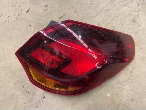 Usagé Feu arrière droit Opel Astra J (PC6/PD6/PE6/PF6) 2.0 CDTI 16V 160 Ecotec Prix € 50,00 Règlement à la marge proposé par F. van den Mosselaar autodemontage