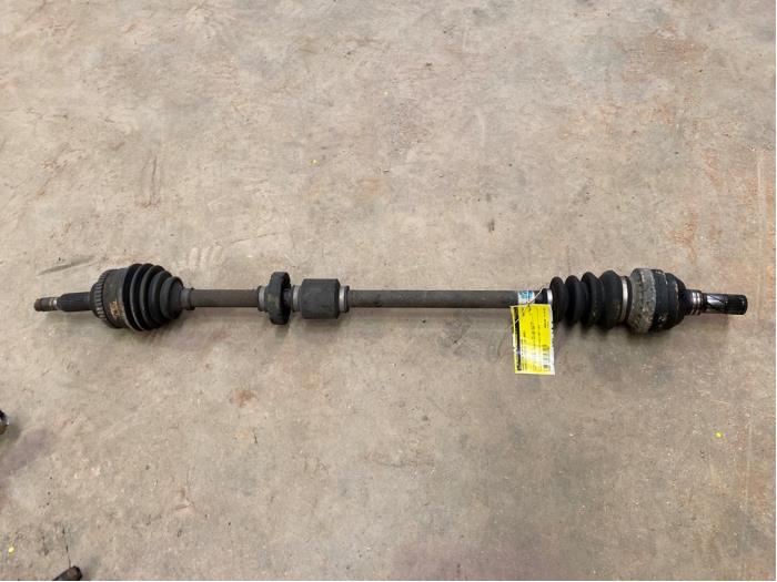 Gebrauchte Antriebswelle rechts vorne Chevrolet Lacetti (KLAN) 1.6 16V Preis € 25,00 Margenregelung angeboten von F. van den Mosselaar autodemontage