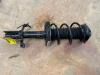 Front shock absorber rod, right from a Renault Twingo III (AH), 2014 1.0 SCe 70 12V, Hatchback, 4-dr, Petrol, 999cc, 51kW (69pk), RWD, H4D400; H4DA4, 2015-09, AHB4 2016