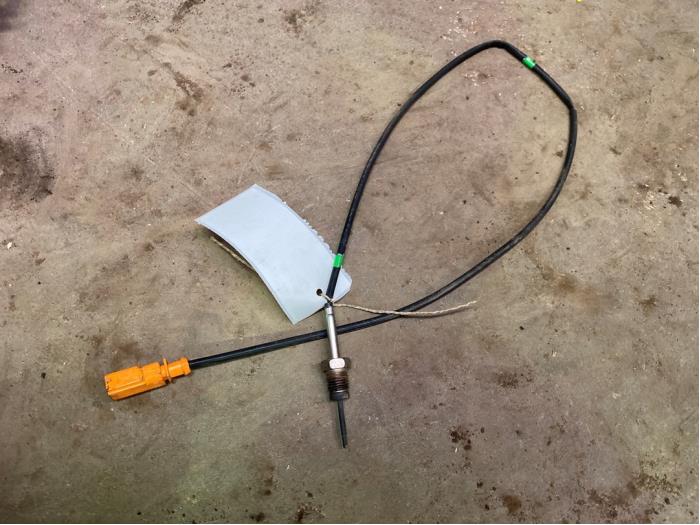 Used Particulate filter sensor Seat Leon (1P1) 2.0 TDI 16V FR Price € 15,00 Margin scheme offered by F. van den Mosselaar autodemontage