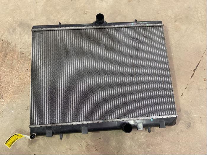 Usagé Radiateur Citroen DS 4/DS 4 Crossback (NX) 2.0 BlueHDi 180 Prix € 35,00 Règlement à la marge proposé par F. van den Mosselaar autodemontage
