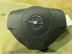 Usagé Airbag gauche (volant) Opel Astra H GTC (L08) 1.6 16V Twinport Prix € 35,00 Règlement à la marge proposé par F. van den Mosselaar autodemontage