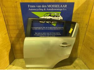 Używane Drzwi lewe tylne wersja 4-drzwiowa Kia Sportage (SL) 2.0 CVVT 16V 4x2 Cena € 250,00 Procedura marży oferowane przez F. van den Mosselaar autodemontage