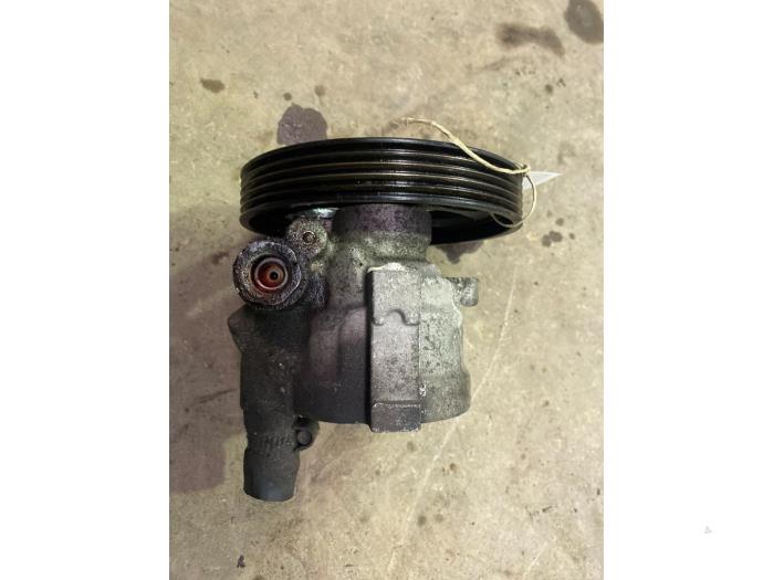Power steering pump Opel Vivaro 1.9 DI F9QU760 OPEL