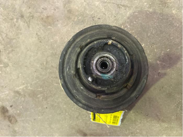 Used Engine mount Mercedes C (W203) 1.8 C-180K 16V Price € 15,00 Margin scheme offered by F. van den Mosselaar autodemontage