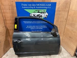 Usagé Portière 2portes droite Fiat 500C (312) 1.2 69 Prix € 300,00 Règlement à la marge proposé par F. van den Mosselaar autodemontage