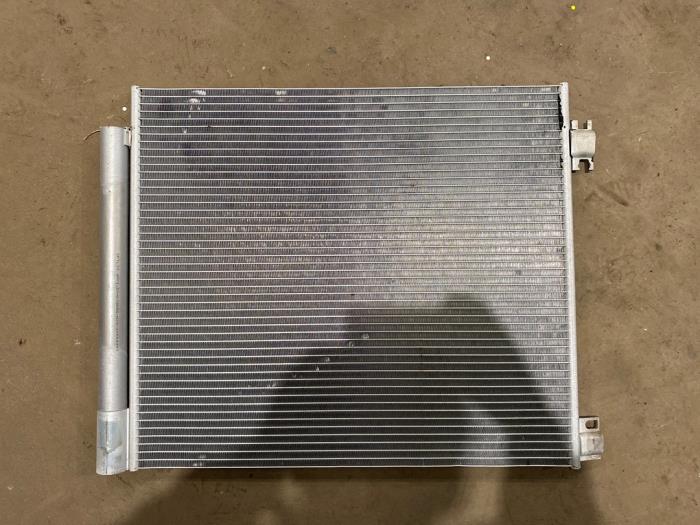 Gebrauchte Klima Kondensor Renault Kadjar (RFEH) 1.3 TCE 160 FAP 16V Preis € 50,00 Margenregelung angeboten von F. van den Mosselaar autodemontage