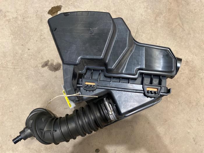 Begagnade Luftfilterhus Renault Twingo III (AH) 1.0 SCe 75 12V Pris € 25,00 Marginaltabell erbjuds av F. van den Mosselaar autodemontage