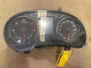 Gebrauchte Instrumentenbrett Audi A3 Sportback (8VA/8VF) 2.0 TDI 16V Preis € 70,00 Margenregelung angeboten von F. van den Mosselaar autodemontage