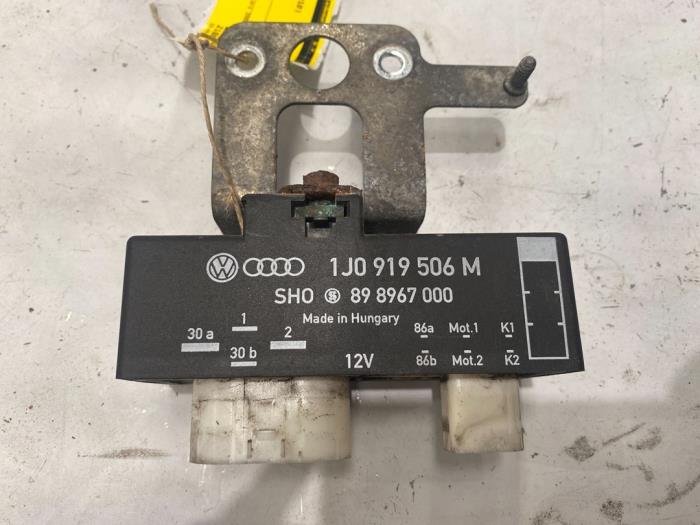Used Cooling computer Seat Ibiza IV (6J5) 1.4 16V Price € 20,00 Margin scheme offered by F. van den Mosselaar autodemontage