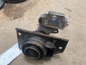 Support moteur d'un Kia Rio II (DE) 1.4 16V 2007