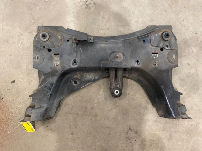 Used Subframe Nissan Micra (K12) 1.2 16V Price € 50,00 Margin scheme offered by F. van den Mosselaar autodemontage
