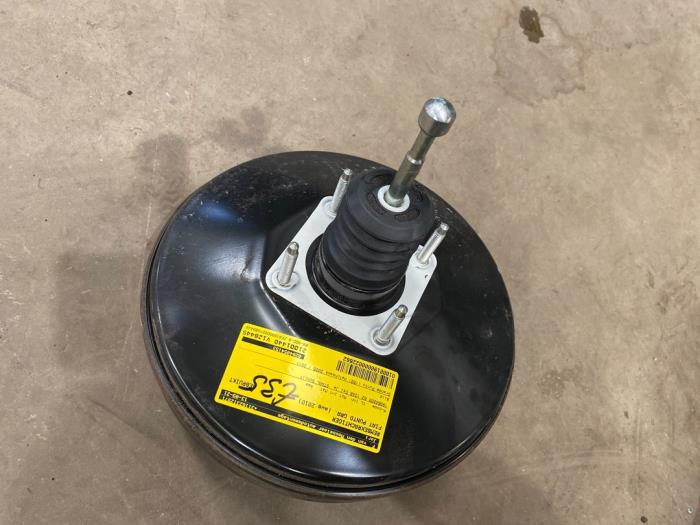 Usagé Servo frein Fiat Grande Punto (199) 1.3 JTD Multijet 16V 85 Actual Prix € 35,00 Règlement à la marge proposé par F. van den Mosselaar autodemontage