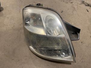 Used Headlight, right Kia Picanto (BA) 1.1 12V Price € 35,00 Margin scheme offered by F. van den Mosselaar autodemontage