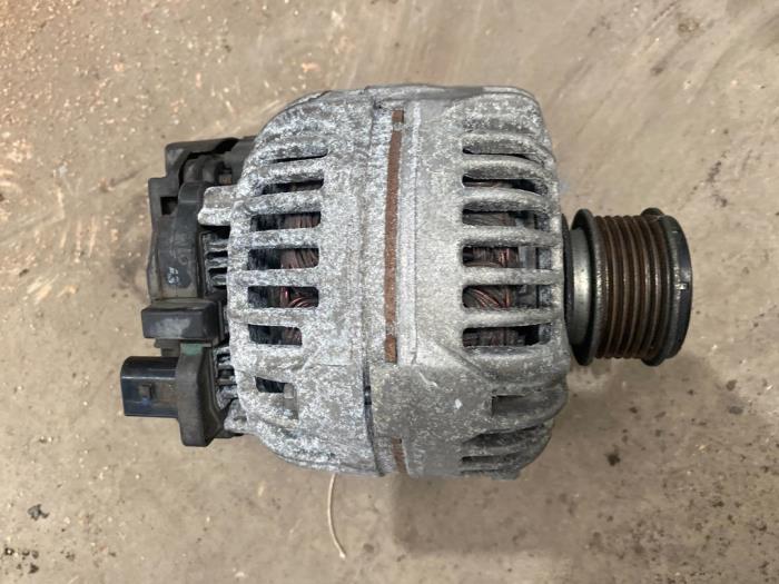 Begagnade Dynamo Seat Ibiza IV (6J5) 1.4 TDI Pris € 50,00 Marginaltabell erbjuds av F. van den Mosselaar autodemontage