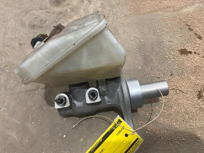 Used Master cylinder Citroen Berlingo 1.6 Hdi 16V 90 Price € 15,00 Margin scheme offered by F. van den Mosselaar autodemontage