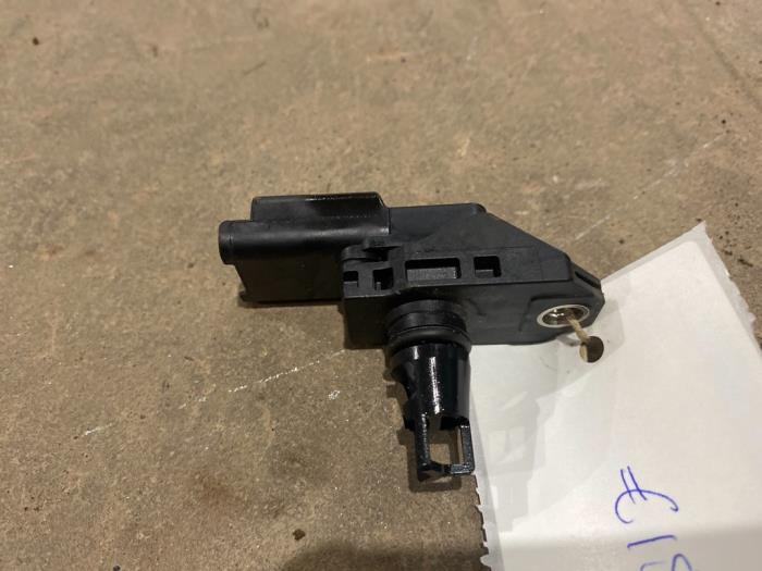 Begagnade MAP-sensor (insugsrör) Peugeot 2008 (CU) 1.2 12V e-THP PureTech 110 Pris € 15,00 Marginaltabell erbjuds av F. van den Mosselaar autodemontage