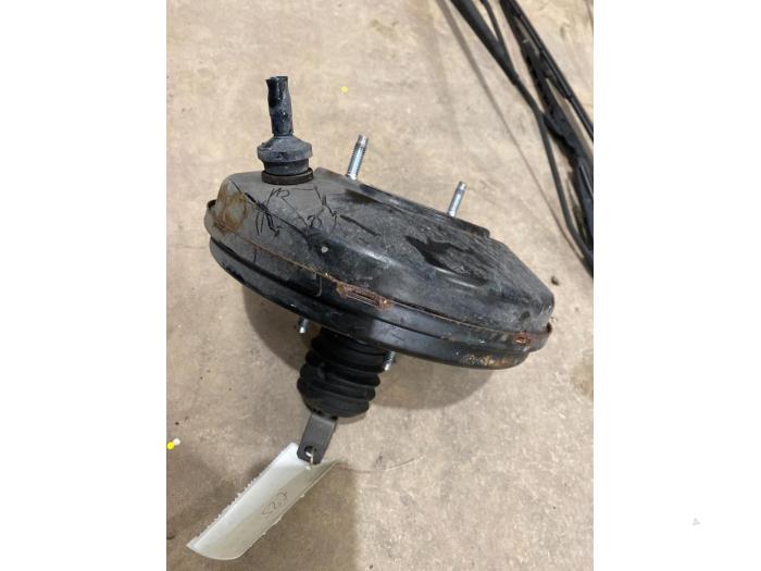 Usagé Servo frein Mitsubishi Colt (Z2/Z3) 1.3 16V Prix € 25,00 Règlement à la marge proposé par F. van den Mosselaar autodemontage