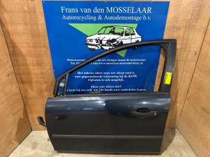 Gebrauchte Tür 4-türig links vorne Ford Focus 2 Wagon 1.6 16V Preis € 125,00 Margenregelung angeboten von F. van den Mosselaar autodemontage