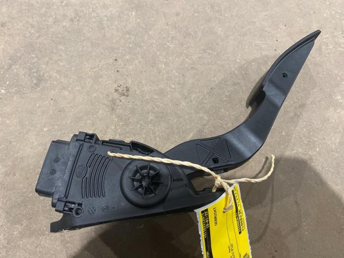 Gebrauchte Gaspedal Suzuki Vitara (LY/MY) 1.4 S Turbo 16V AllGrip Preis € 20,00 Margenregelung angeboten von F. van den Mosselaar autodemontage