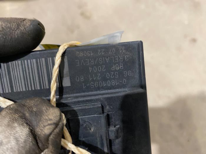 Glow plug relay Citroen DS3 1.6 eHDi 9652021180