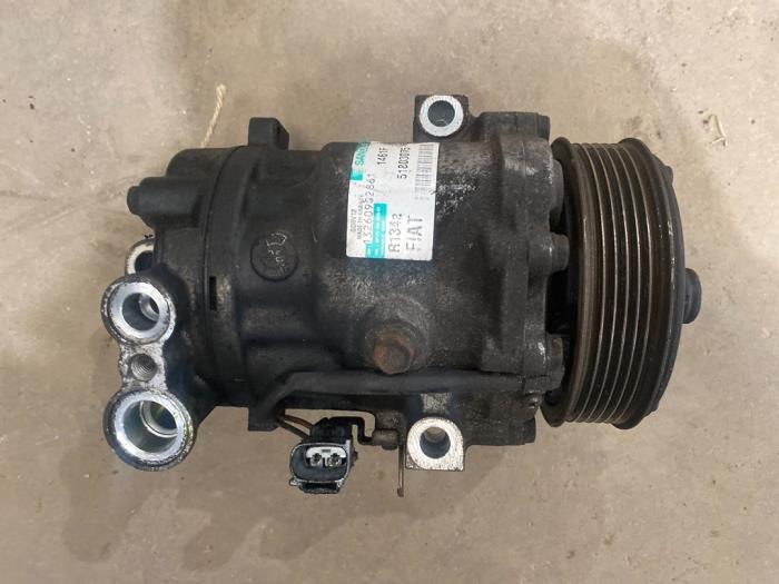 Usagé Pompe clim Fiat Fiorino (225) 1.3 JTD 16V Multijet Prix € 75,00 Règlement à la marge proposé par F. van den Mosselaar autodemontage