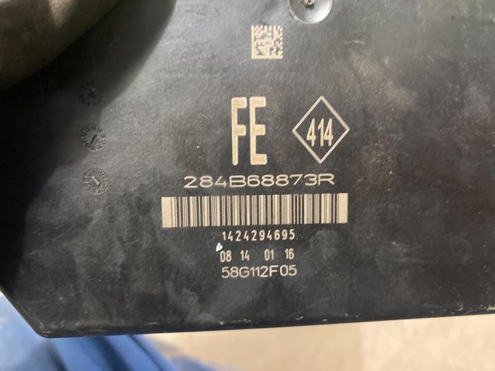 Boîte à fusibles Renault Talisman Estate 1.6 dCi 160 Twinturbo